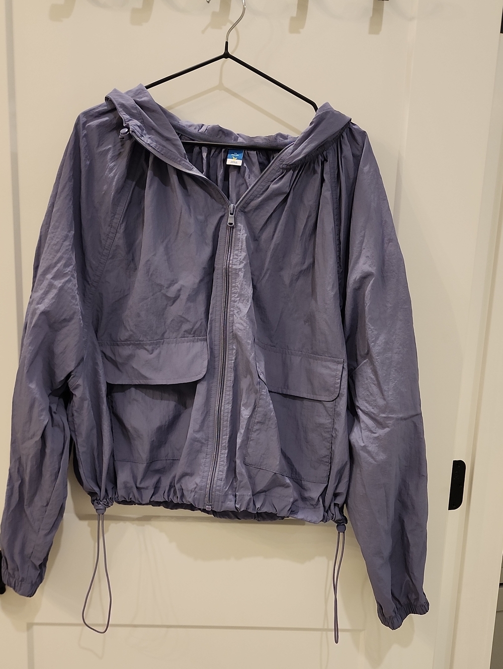 Lightweight Hooded Windbreaker Jacket in Dusty Lavender
